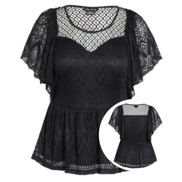 22/XL Cascade Lace Top in Black - Picture 2 of 7